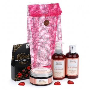 Pomegranate and Chocolate Love Kit